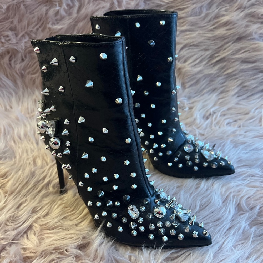 Steve Madden Studded Booties